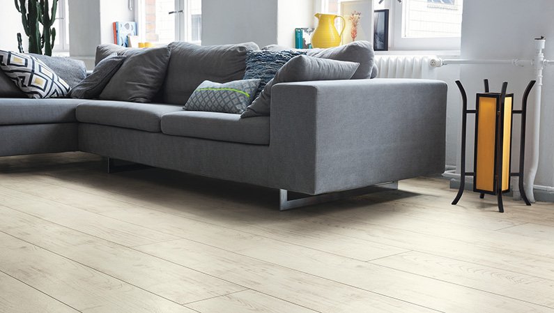 Ламинат Haro Tritty 100 Gran Via 4V Каштан Бьянко 530303 фото в интерьере